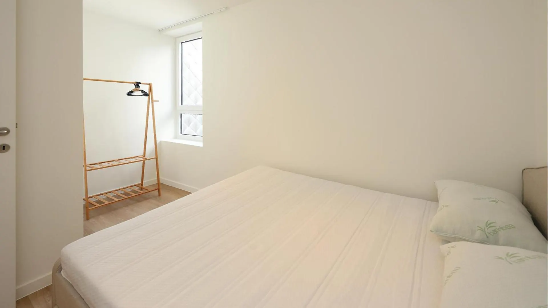 Lovely Apartment In Oostende With Wifi Ostend